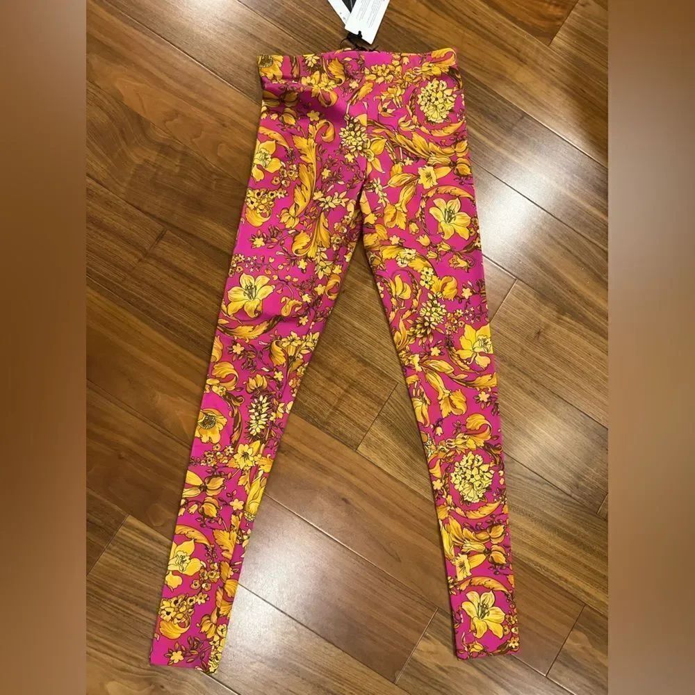 Versace Baroque garden women’s leggings size 2 NWT